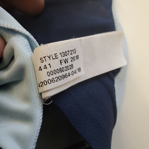 Under Armour | Crossback Medium Padded Sports bra - Picture 7 of 7